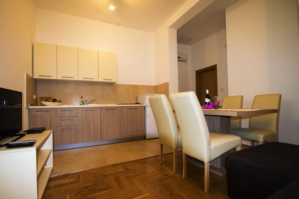 Apartmani I Sobe Grga Стариград-Пакленица Экстерьер фото
