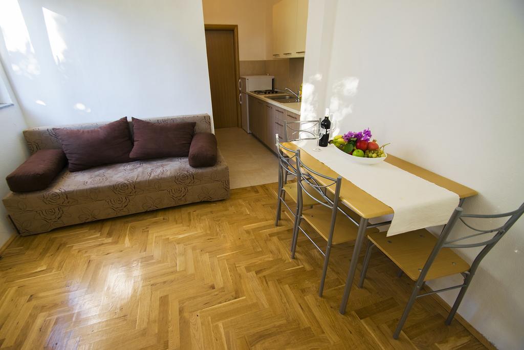 Apartmani I Sobe Grga Стариград-Пакленица Экстерьер фото